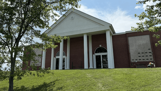 Madison County Memorial Gardens & Mausoleum - Image 1