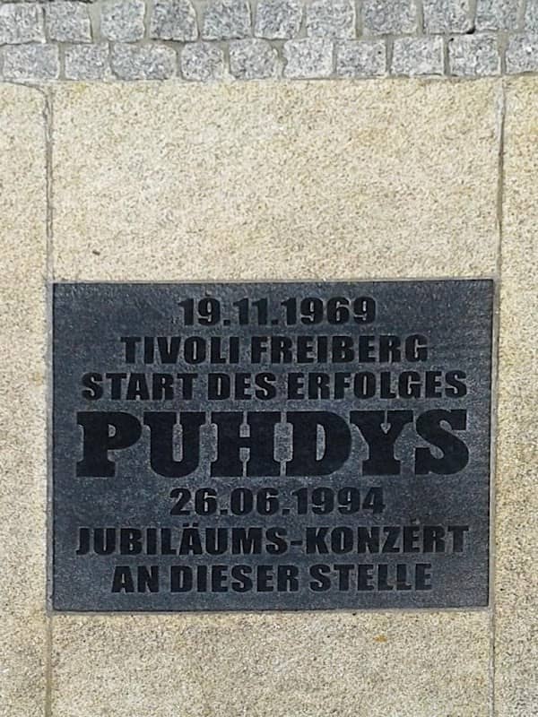 Puhdys Memorial Stone - Image 1