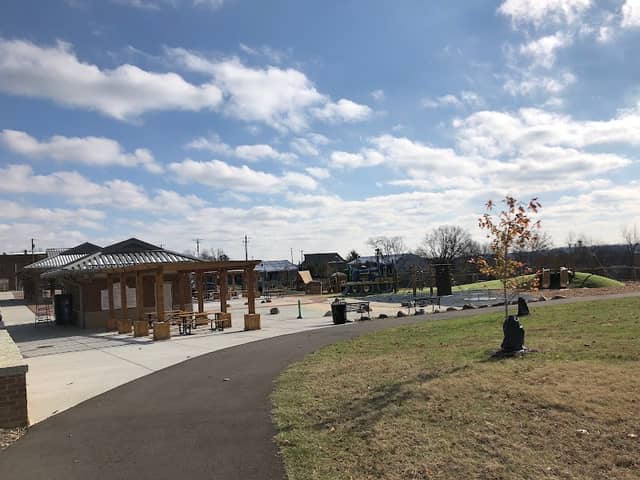 Springs Park - Image 2