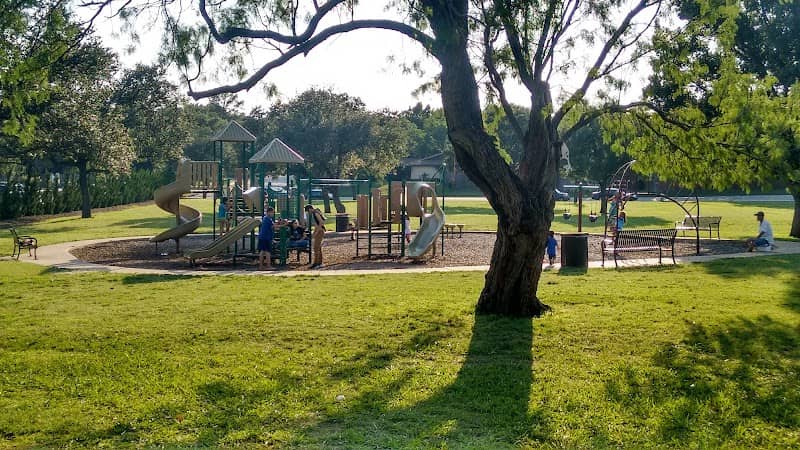 W. J. Thomas Park, Aquatic Complex & Sports Field - Image 2