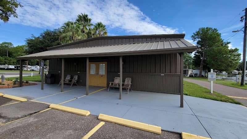 Bee's RV Resort - Image 2