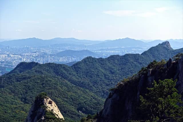 Bukhansan Mountain - Image 2