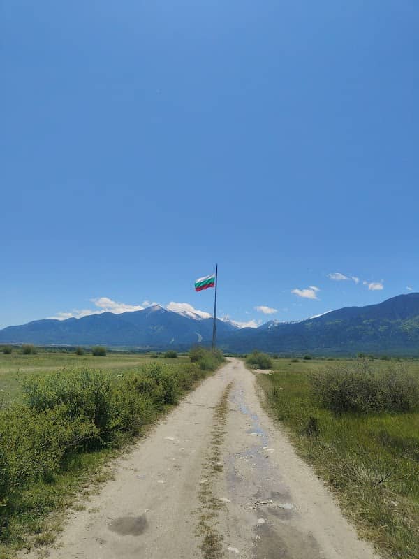 Българското знаме - пилон - Image 1
