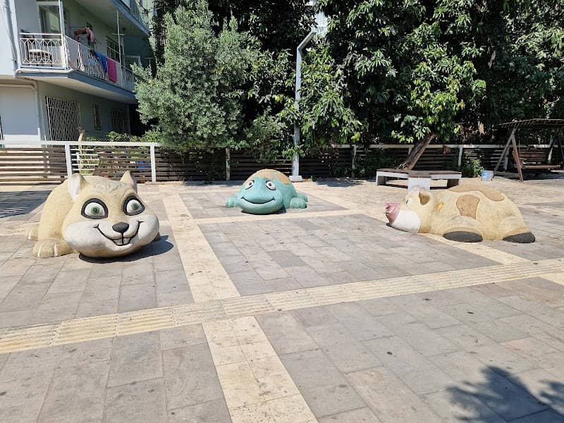 Sculpture Path - Image 1