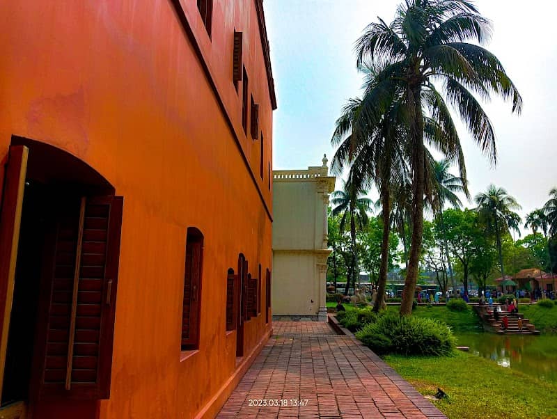 Garden - Image 1