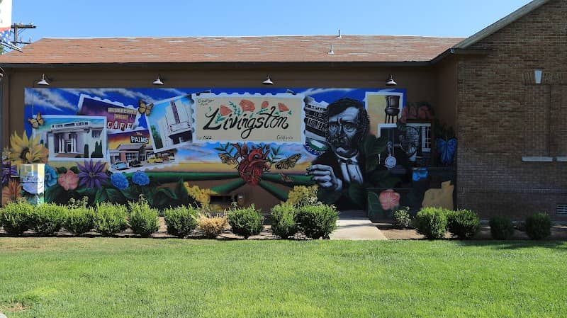 The Heart of Livingston Mural - Image 2