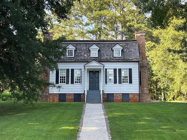 Hanover House - Image 2