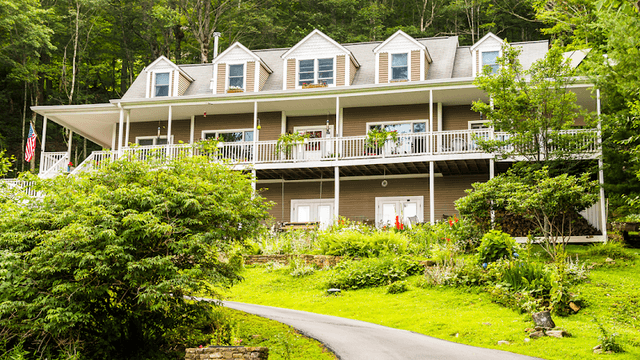 Bald Mountain House at the Wolf Laurel Resort - Image 1