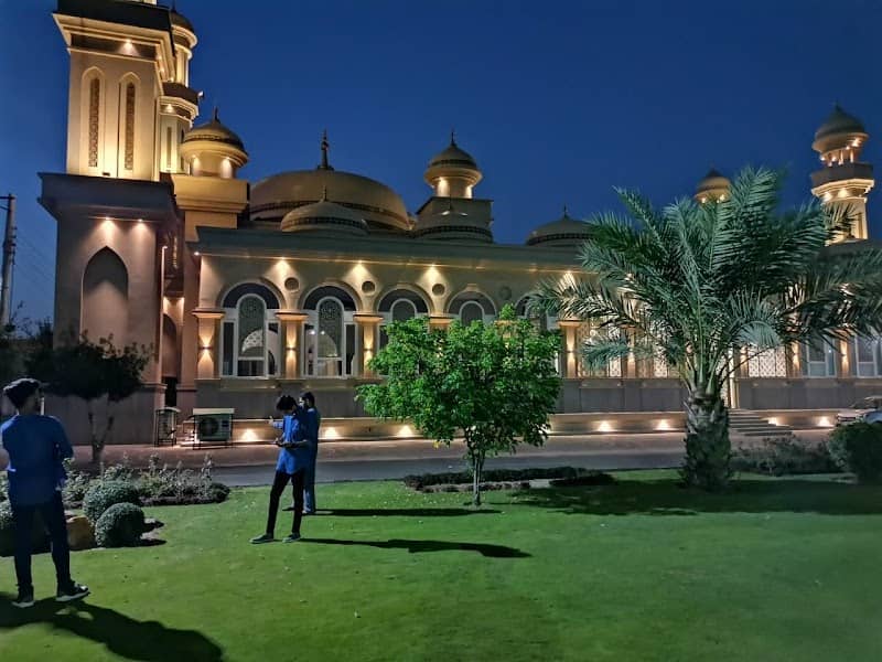 Rafi Gardens Park - Image 1