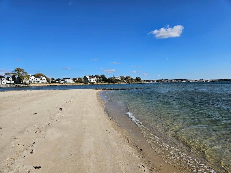 Veterans Park Beach - Image 3