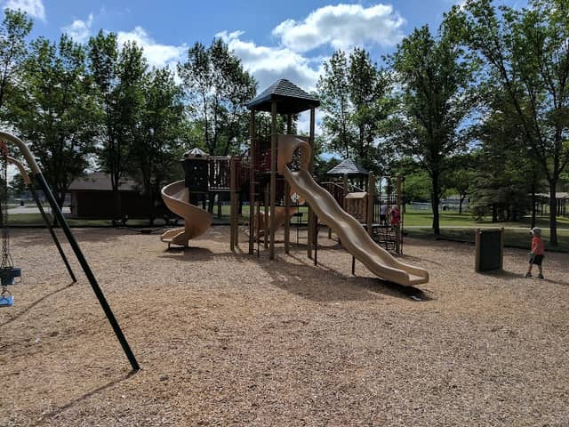 Riverview Estates Park - Image 1