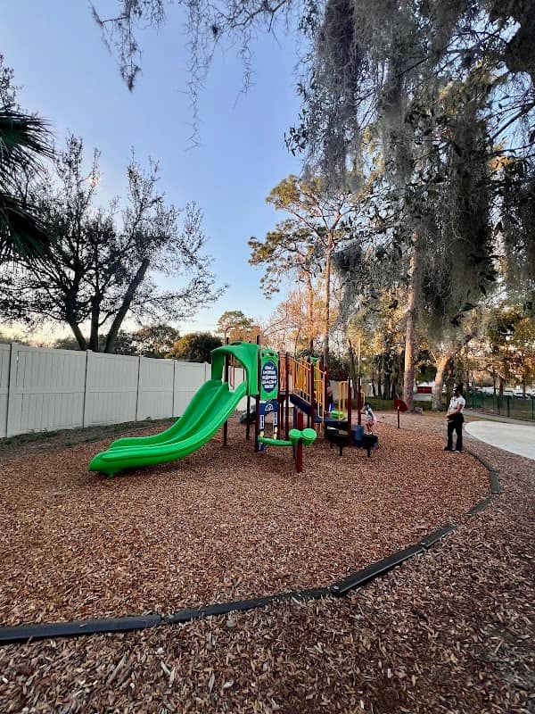 Merill Park Kids Playground - Image 1