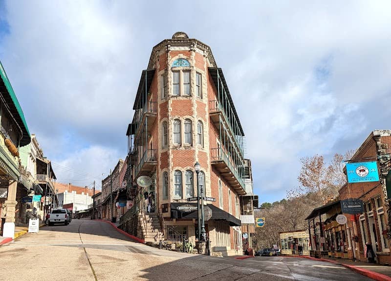 Eureka Springs Downtown - Image 1