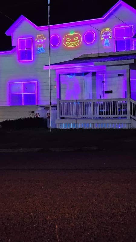 Rockland Street Holiday Light Show - Image 1