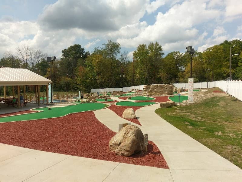 Green Family Funzone - Image 3