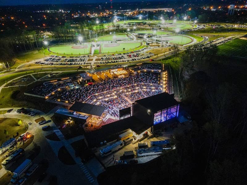 Sand Mountain Amphitheater - Image 1
