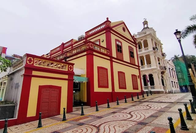 Macau Crazy Hall Slope Alley - Image 1