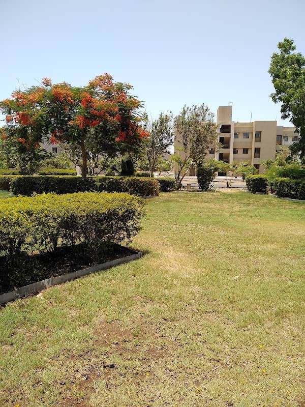 Centre Point Park - Image 1
