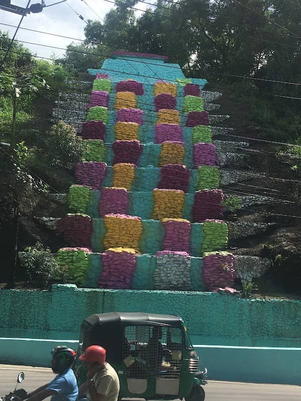 Jakir Hossen Road Fountain - Image 1