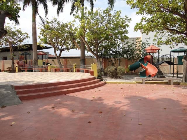 Luis Zambrano Park - Image 1