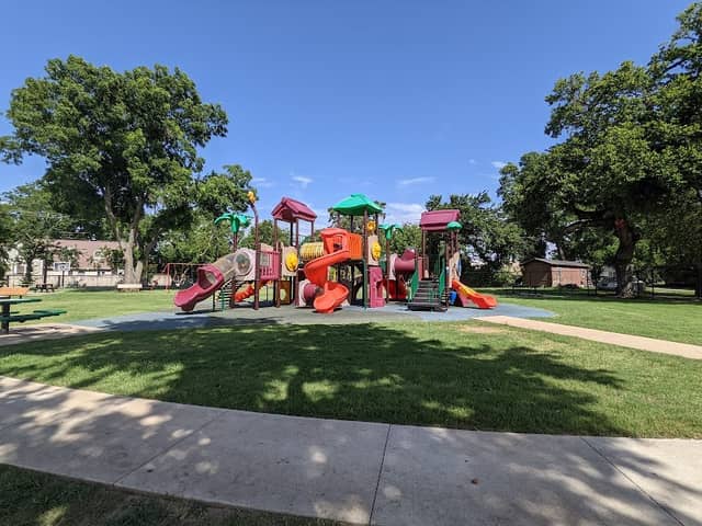 Pilot Point "Old City Park" - Image 1