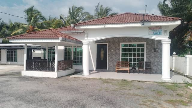 Kampung Nelayan - Image 1