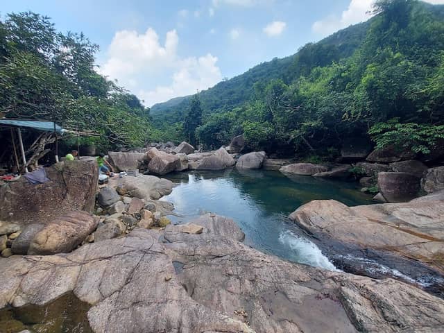 Mui Tsz Lam Tai Shui Hang Stream - Image 2