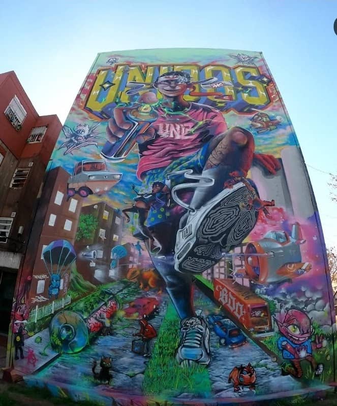 Mural El Gigante - Image 1
