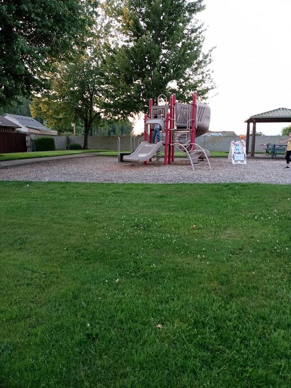 Alpine Park - Image 2