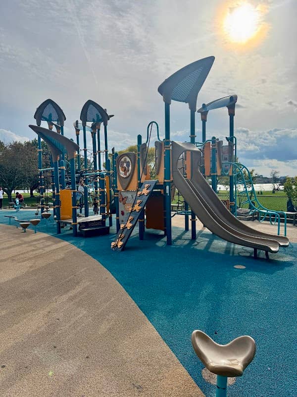 Mary O'Malley State Park - Chelsea Naval Hospital Park - Image 2