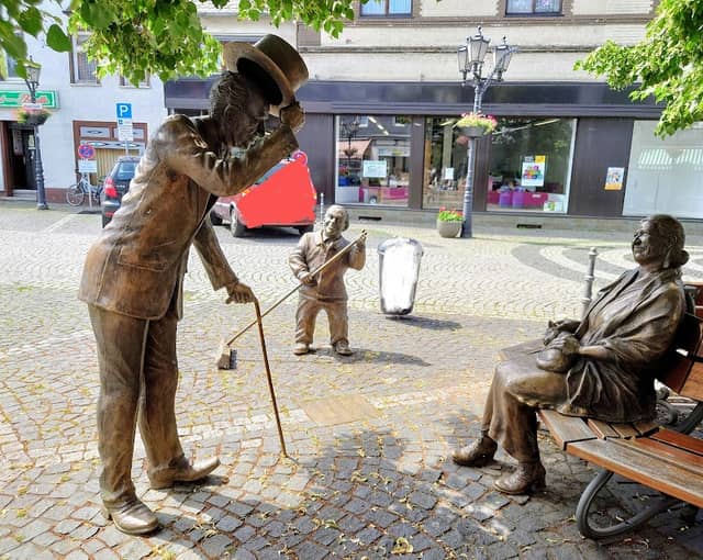 Platz an der Linde - Image 1