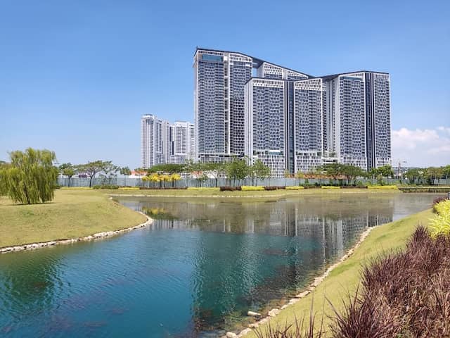 Aspen Vision City Central Park - Image 2