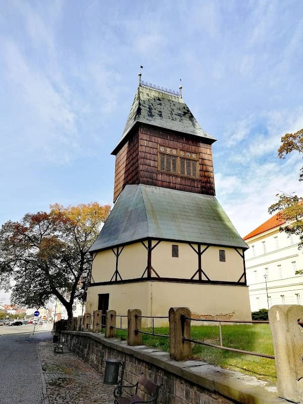 Great bell tower - Image 1