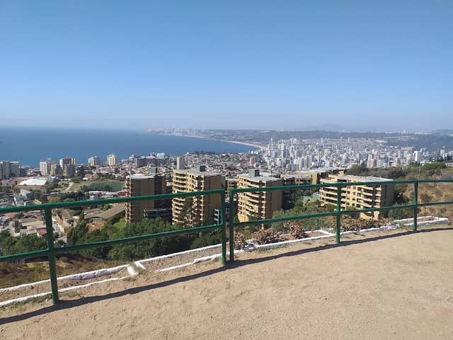 Mirador Pablo Neruda - Image 1