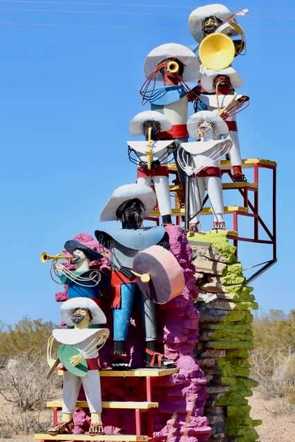 Frontera Sculpture Oasis - Image 1