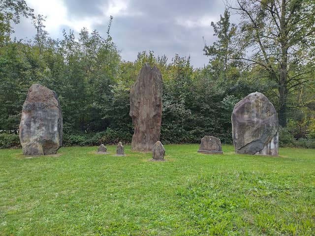 Les Menhirs de Clendy - Image 2