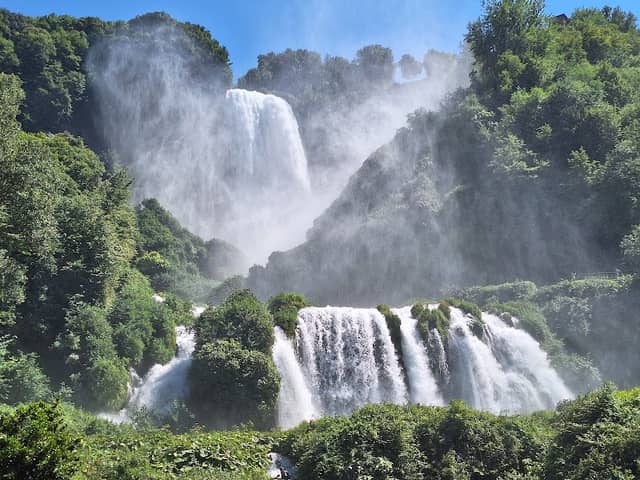 Punto panoramico alla base delle cascate delle Marmore - Image 1