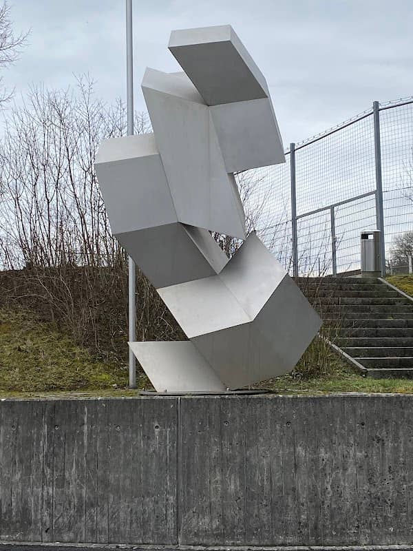 Skulptur Berufsschule Lenzburg - Image 1