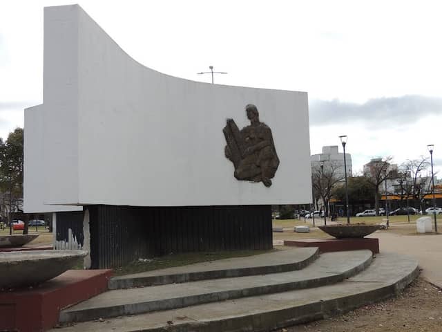 Plaza España - Image 1