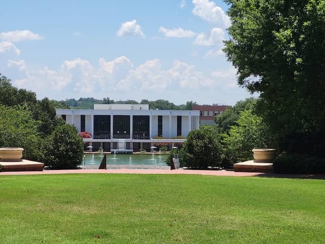 Carillon Garden - Image 1