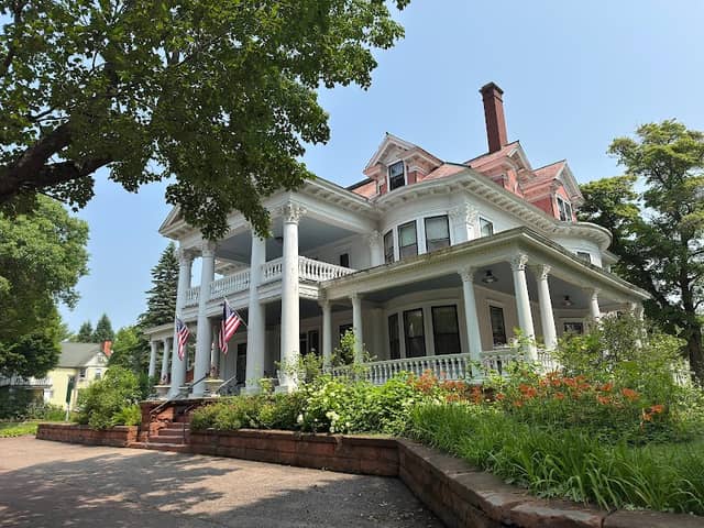 Laurium Manor Mansion Tour - Image 1