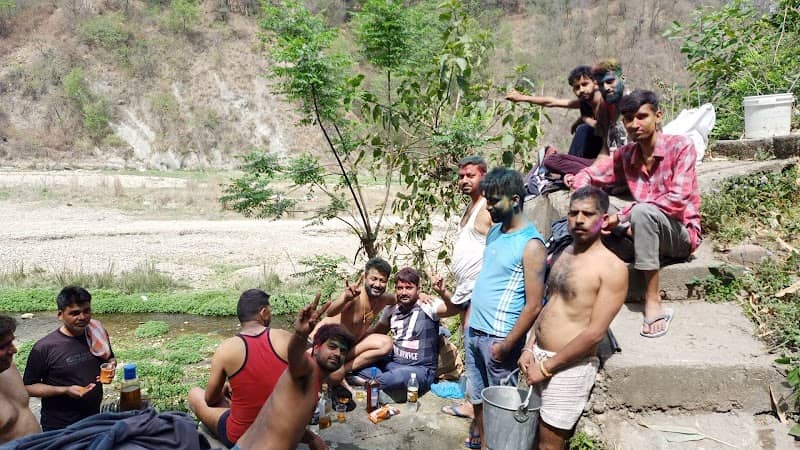 Naalu Waterfall - Image 1