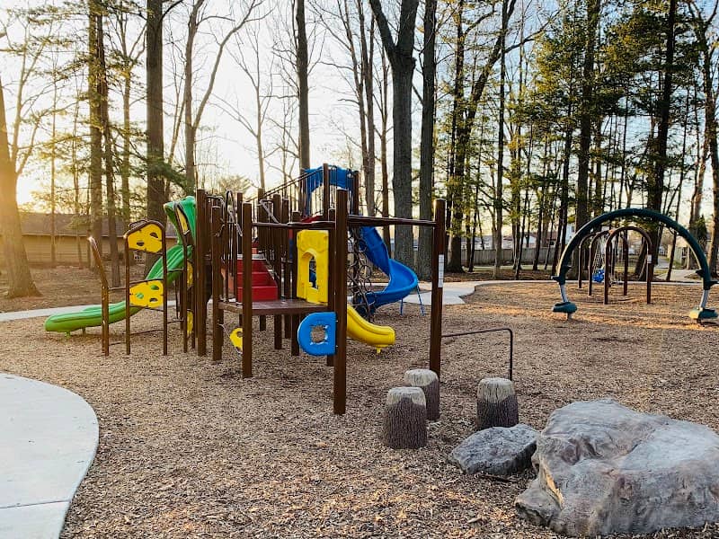 Ferrand Park - Image 1