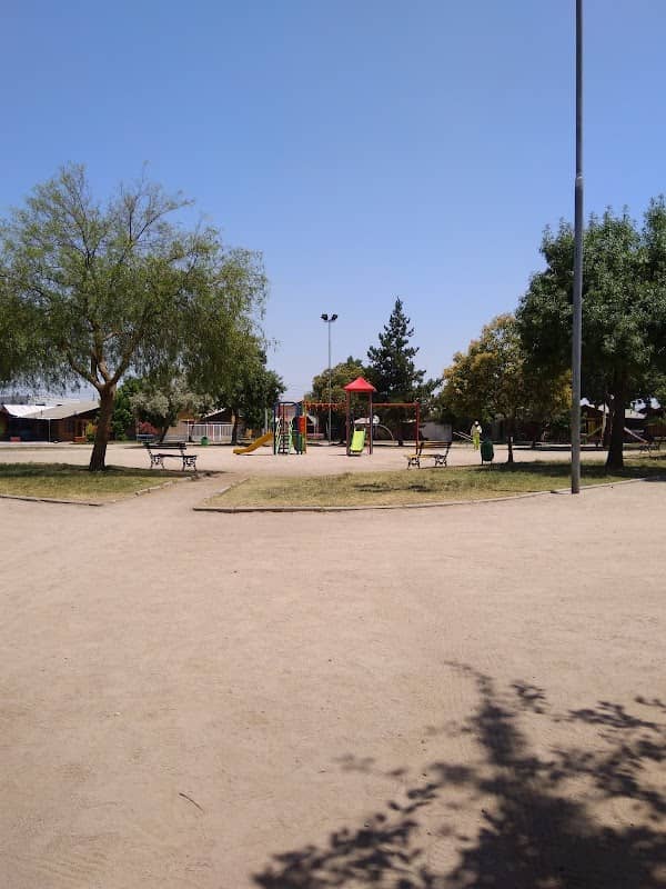 Plaza "Los Tubis" - Image 2