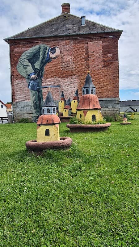 Growing Faaborg "Faaborg dyrkeren" Mural - Image 1