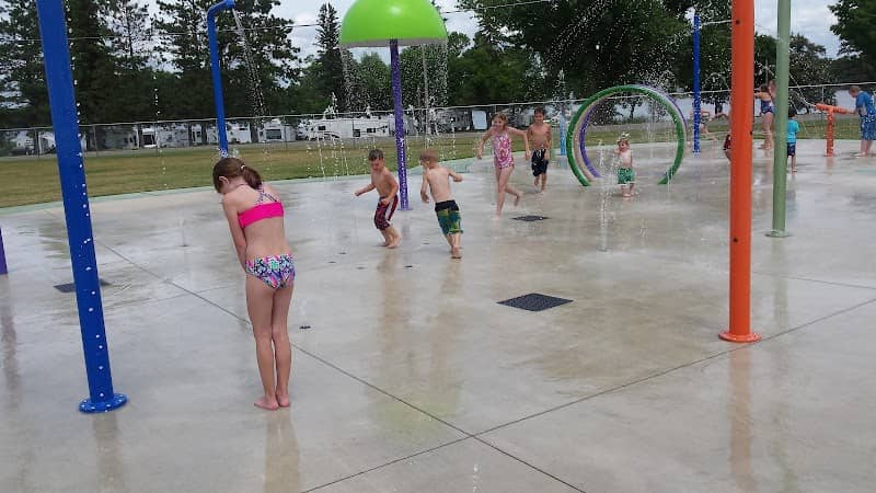 Sinclair Lewis Park - Image 2