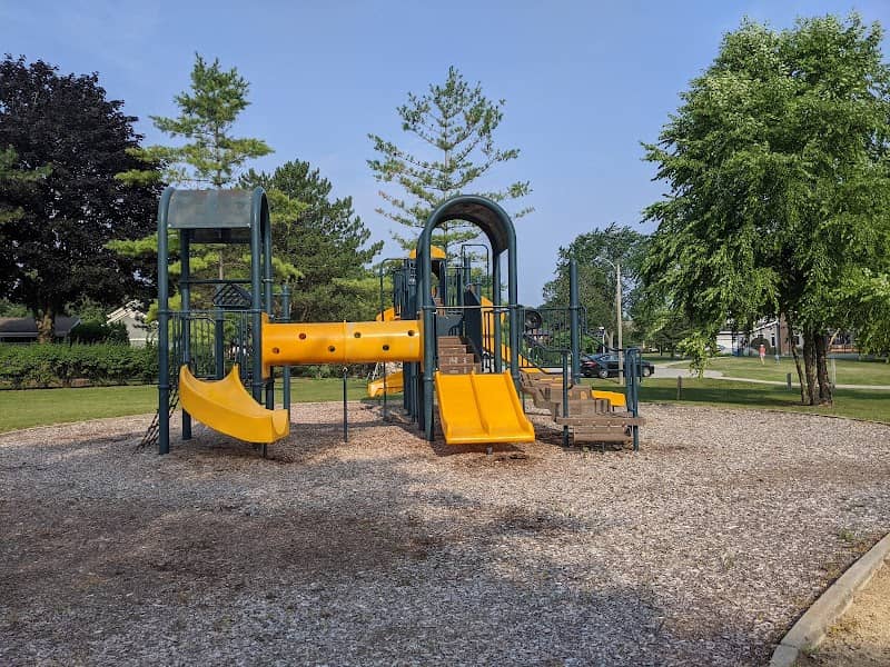 Indian Lakes Park - Image 2