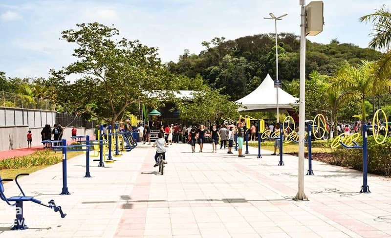 Praça Do Audir - João Maciel de Pontes - Image 1