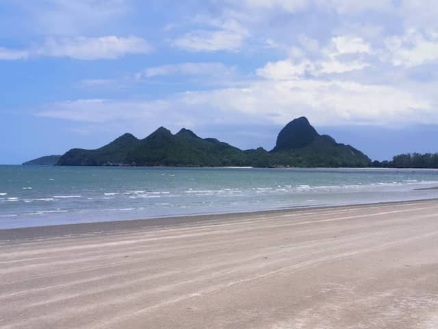 Beach Promenade - Image 1