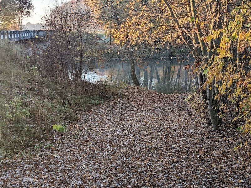 River Glen Estates Tuscarawas River Access - Image 2
